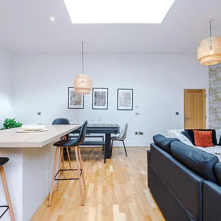 Charming 2 Bed In - Sleeps 6 * York