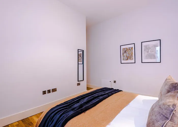 公寓 Chic Modern Retreat In - Pool Table